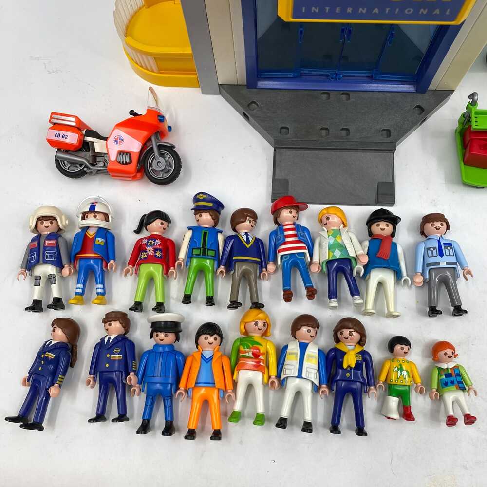 Playmobil Blue Airport Terminal Set 7573 | OS Regular Child - Picture 3 of 15